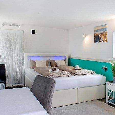 Spawo Mit Sauna Und Whirpool フレンドルフ エクステリア 写真