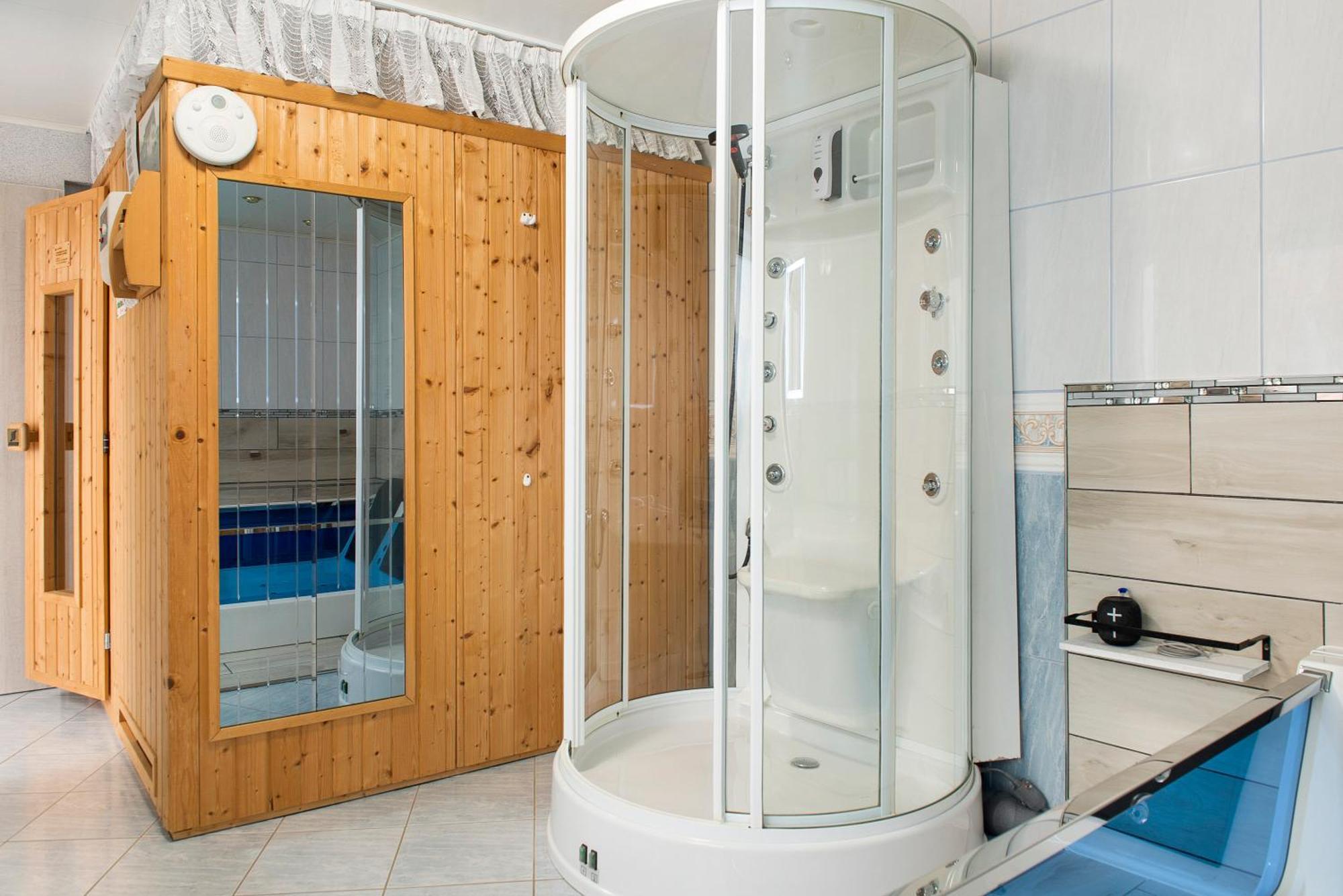 Spawo Mit Sauna Und Whirpool フレンドルフ エクステリア 写真